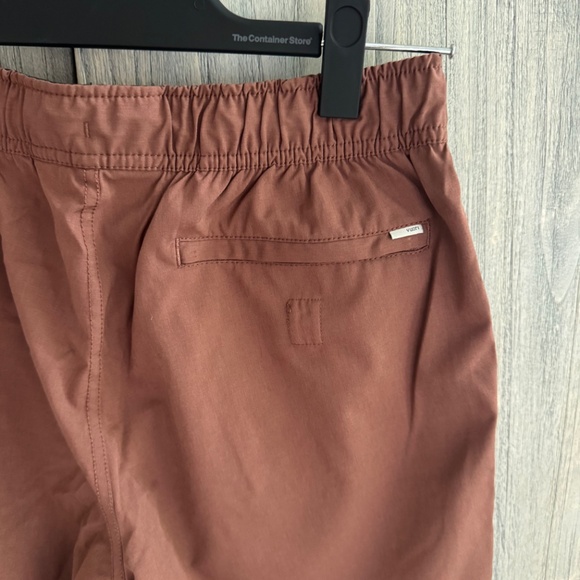 Vuori Banks Shorts - Picture 6 of 7